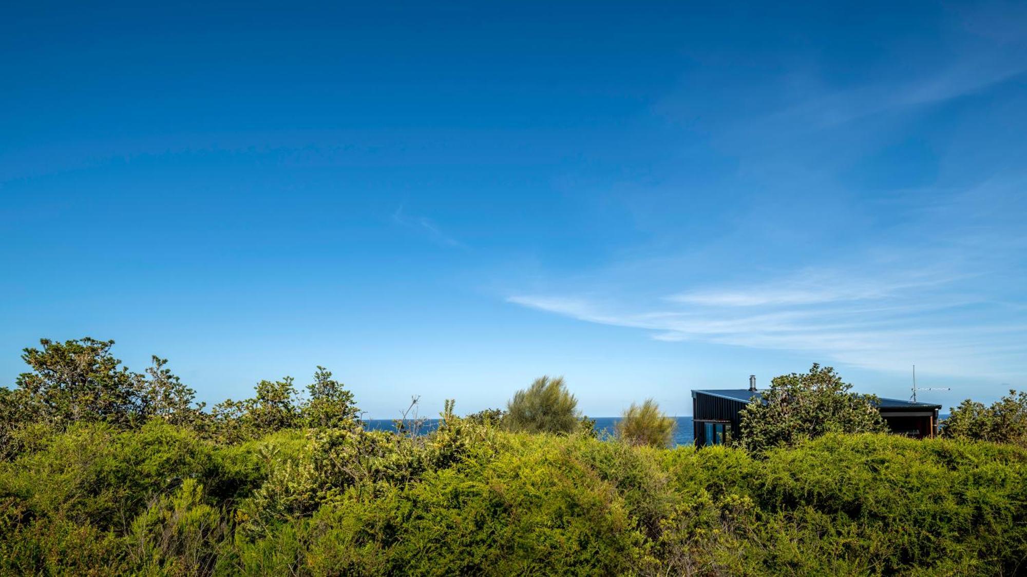 Little Beach Resort Four Mile Creek Exterior photo